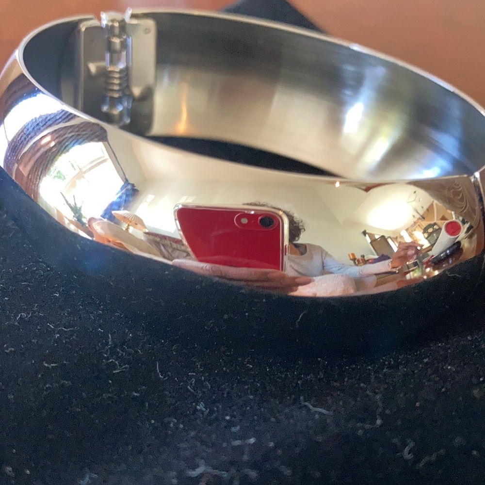 Bracelet - Picture 2 of 2